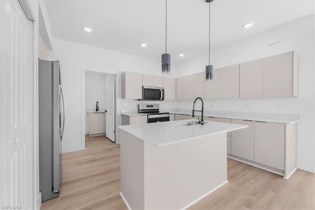 PORT LABELLE - Residential