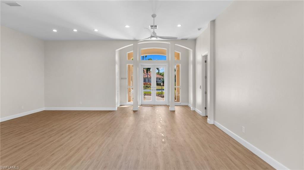 SPANISH WELLS - Residential