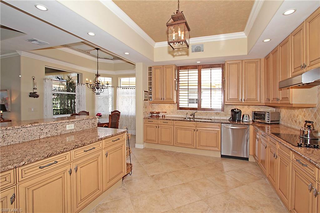 AVELLINO ISLES - Residential