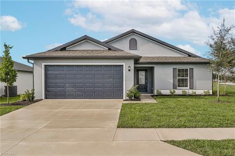 Single Family Residence in IMMOKALEE FL 1350 Bush ST.jpg