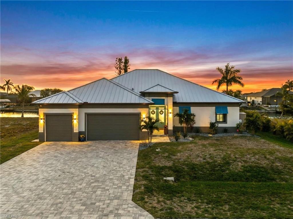 CAPE CORAL - Residential