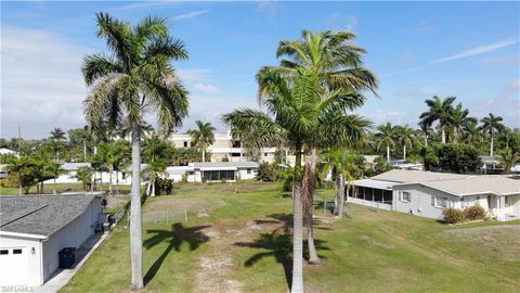 9934 Almetta AVE FORT MYERS FL 33919