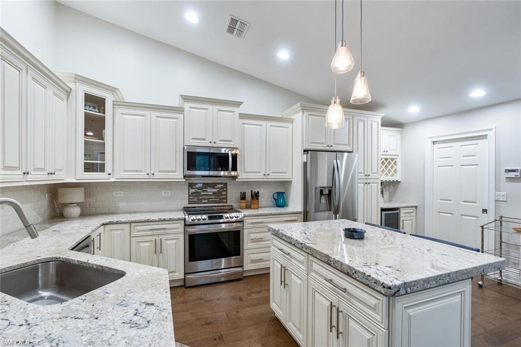 VILLAS AT TIMBER LAKE - Residential