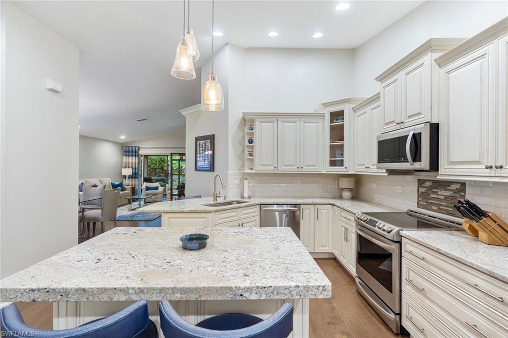 VILLAS AT TIMBER LAKE - Residential