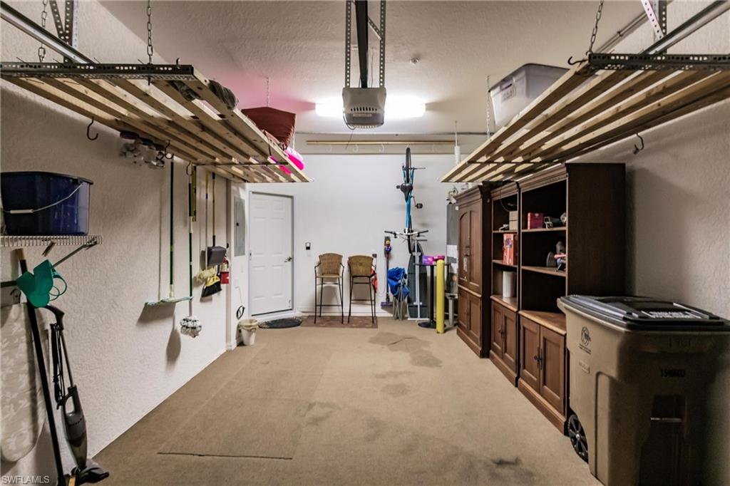 COTTONWOOD BEND - Residential Lease