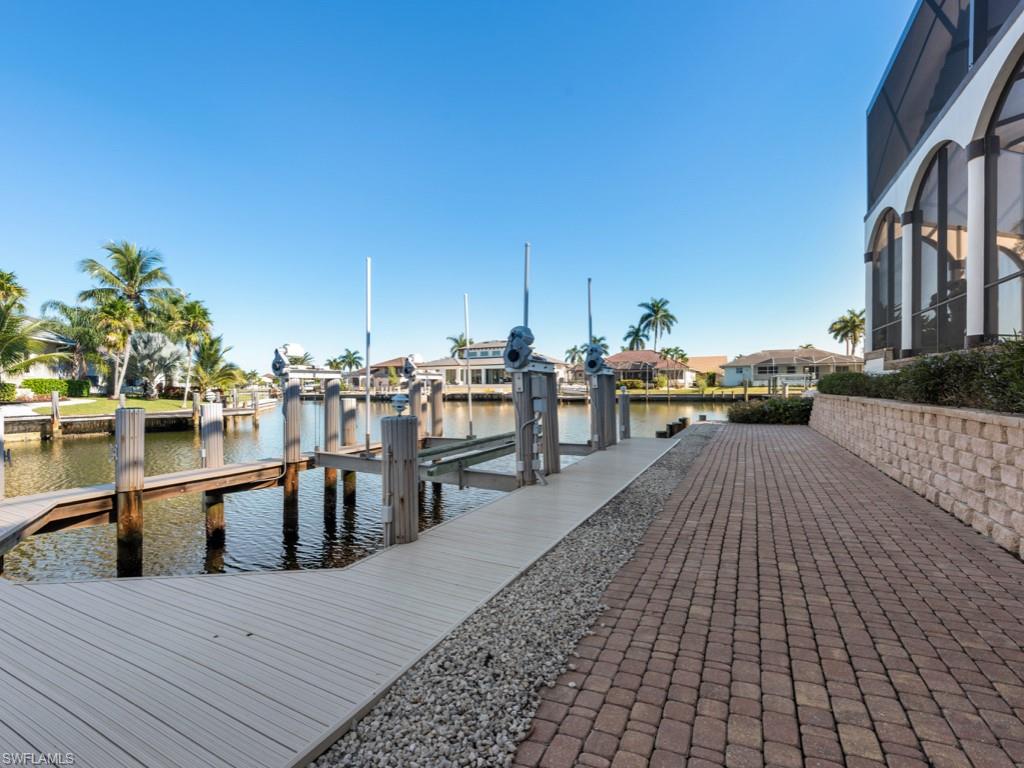 MARCO BEACH - Residential