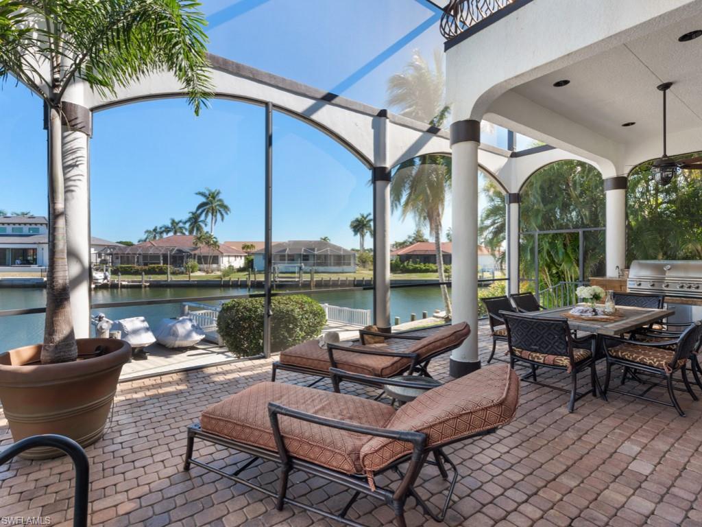 MARCO BEACH - Residential