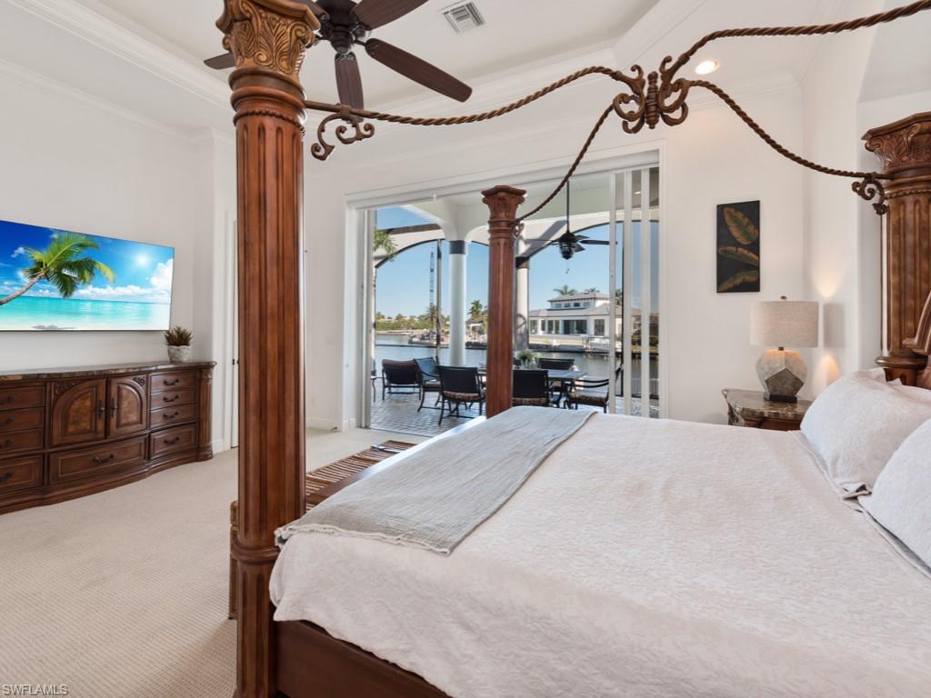 MARCO BEACH - Residential