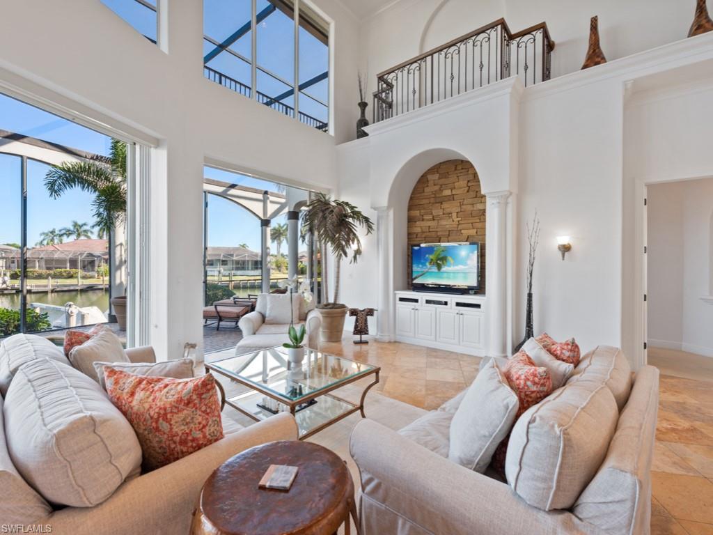 MARCO BEACH - Residential