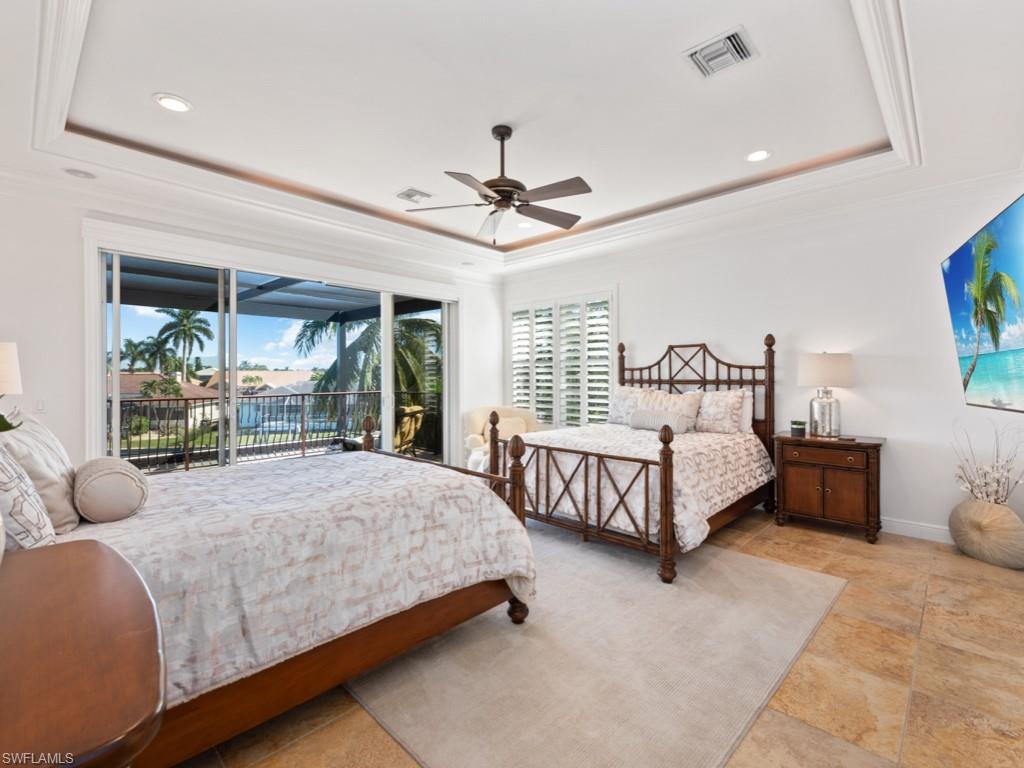 MARCO BEACH - Residential