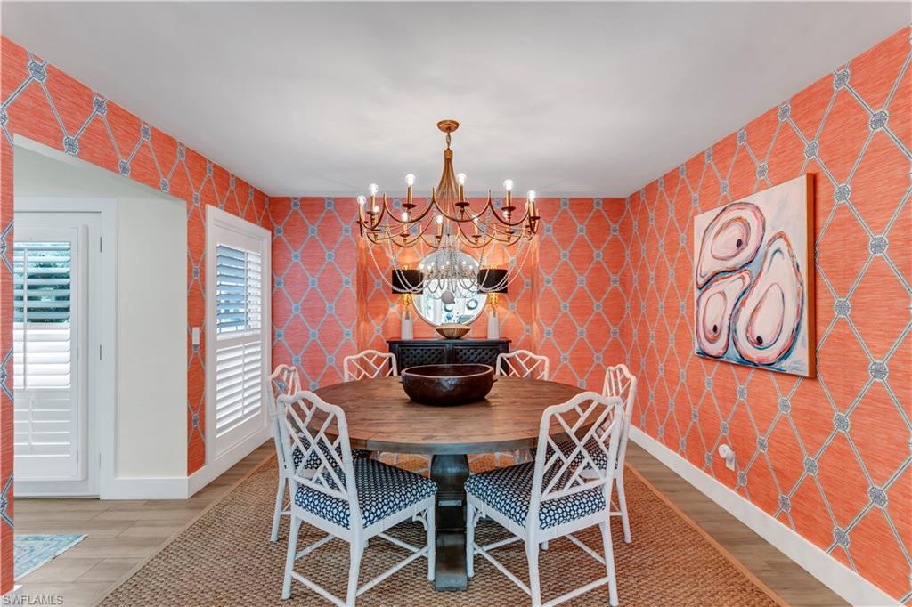 TOWN AND RIVER - Residential