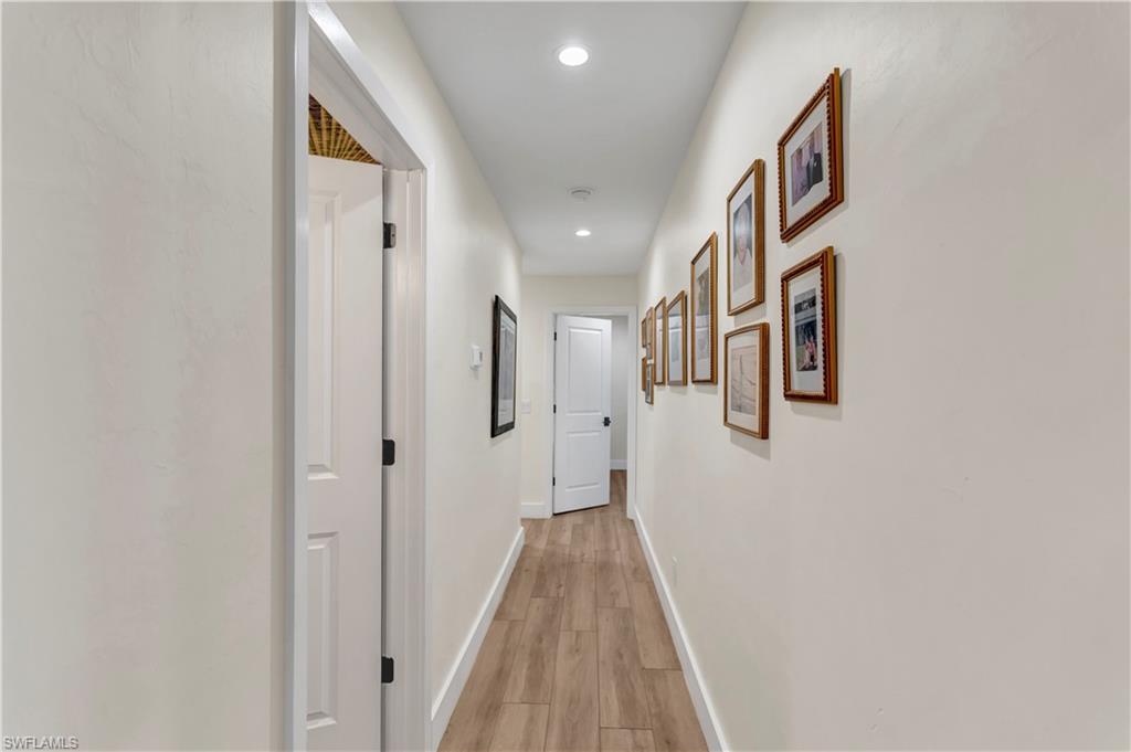 TOWN AND RIVER - Residential