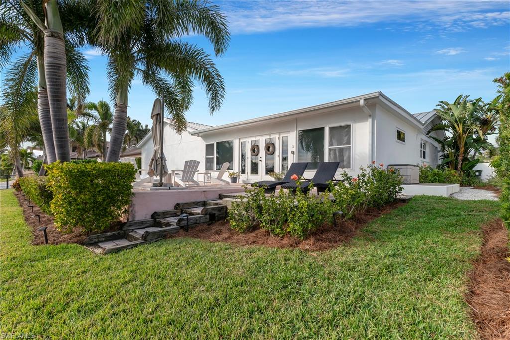 TOWN AND RIVER - Residential