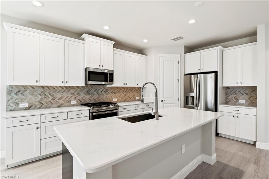 SKYSAIL - Residential