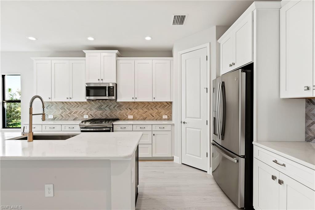 SKYSAIL - Residential