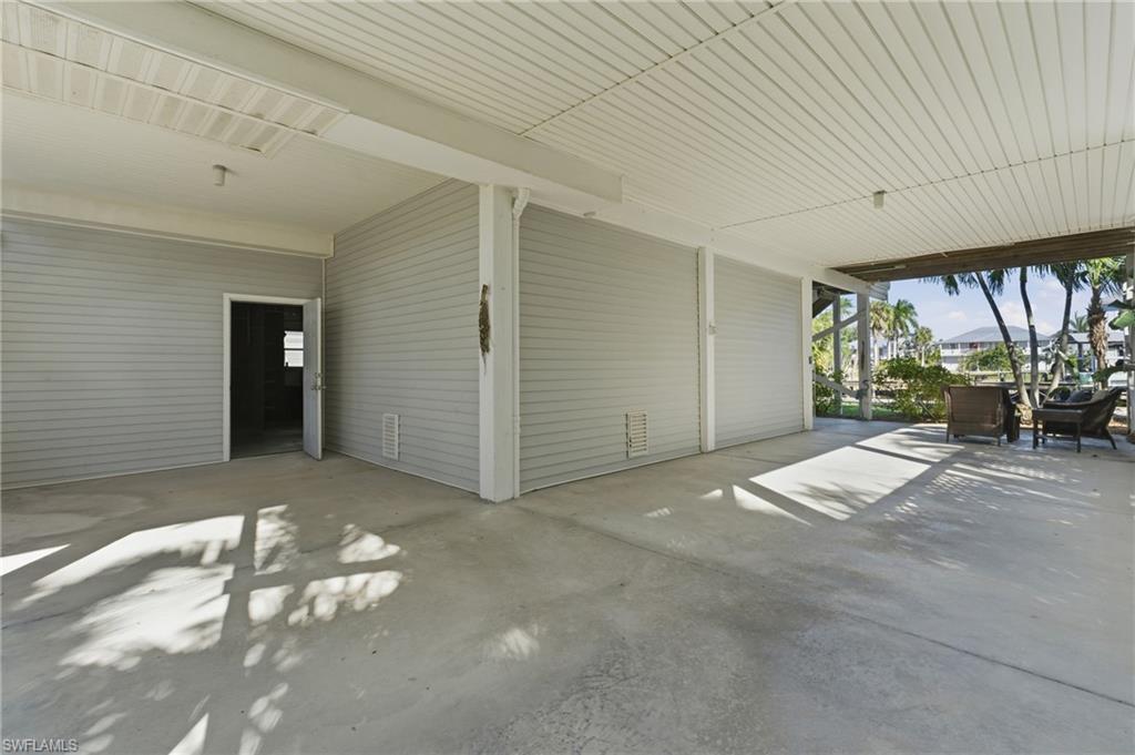 CAPTAINS COVE - Residential