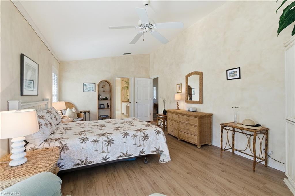 CAPTAINS COVE - Residential