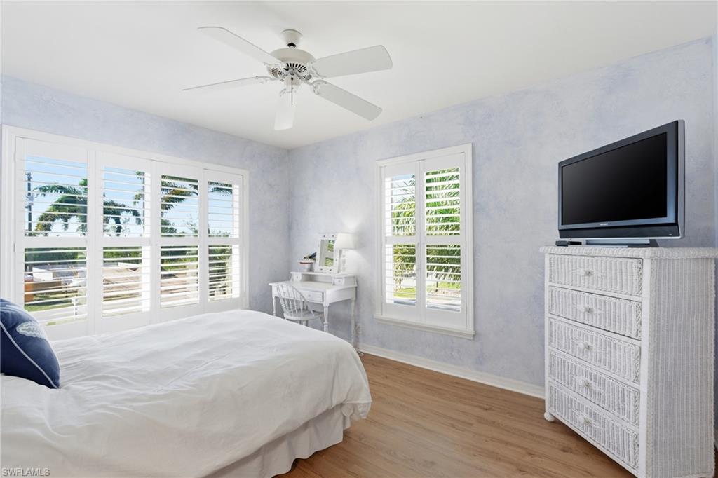 CAPTAINS COVE - Residential