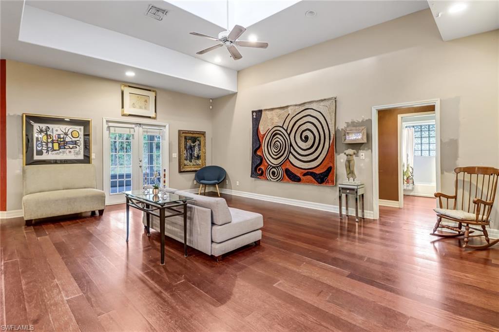 GOLDEN GATE ESTATES - Residential