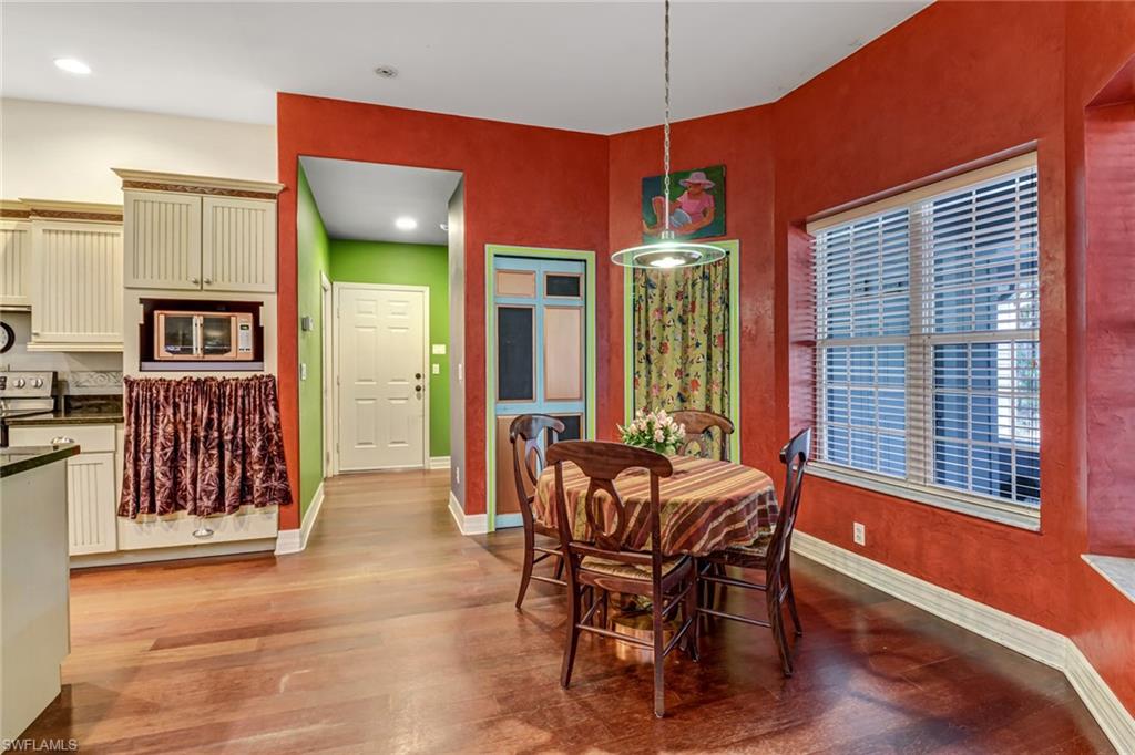 GOLDEN GATE ESTATES - Residential