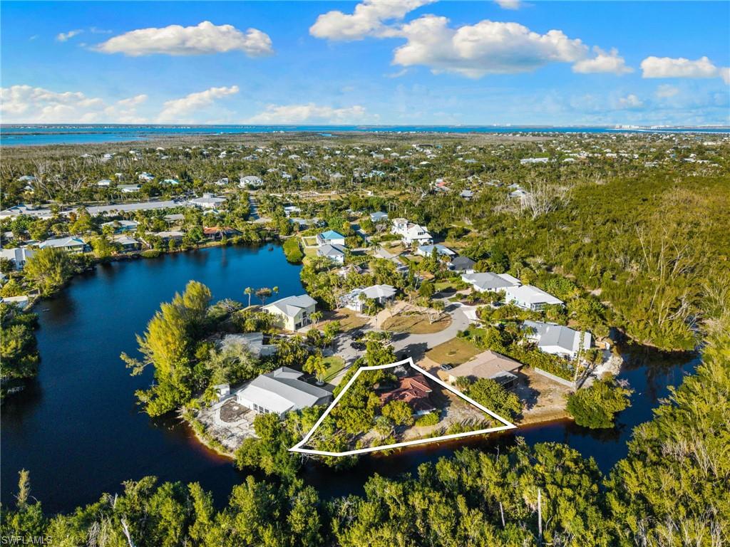 SANIBEL LAKE ESTATES - Residential