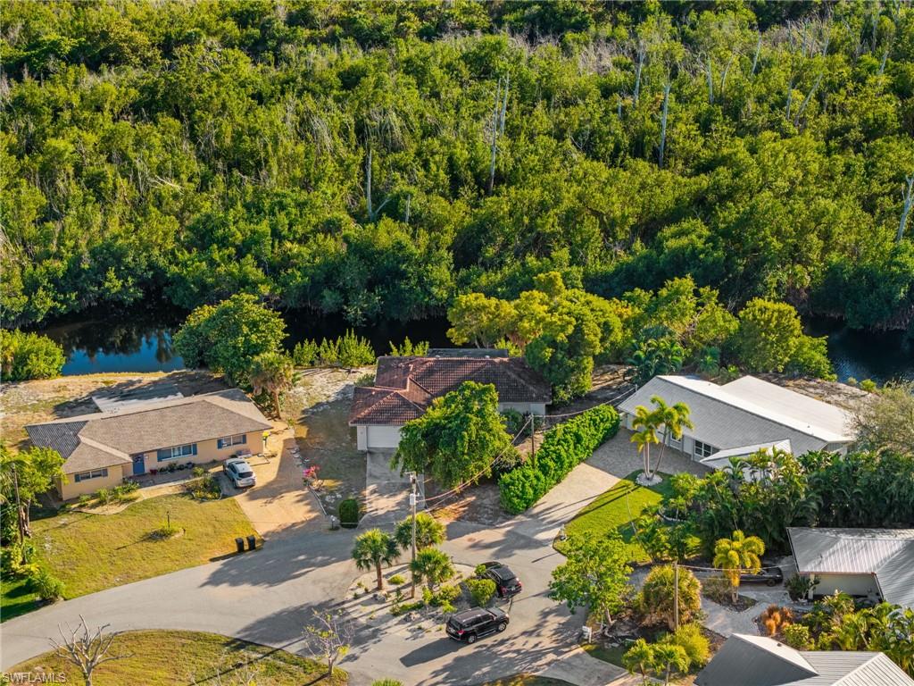 SANIBEL LAKE ESTATES - Residential