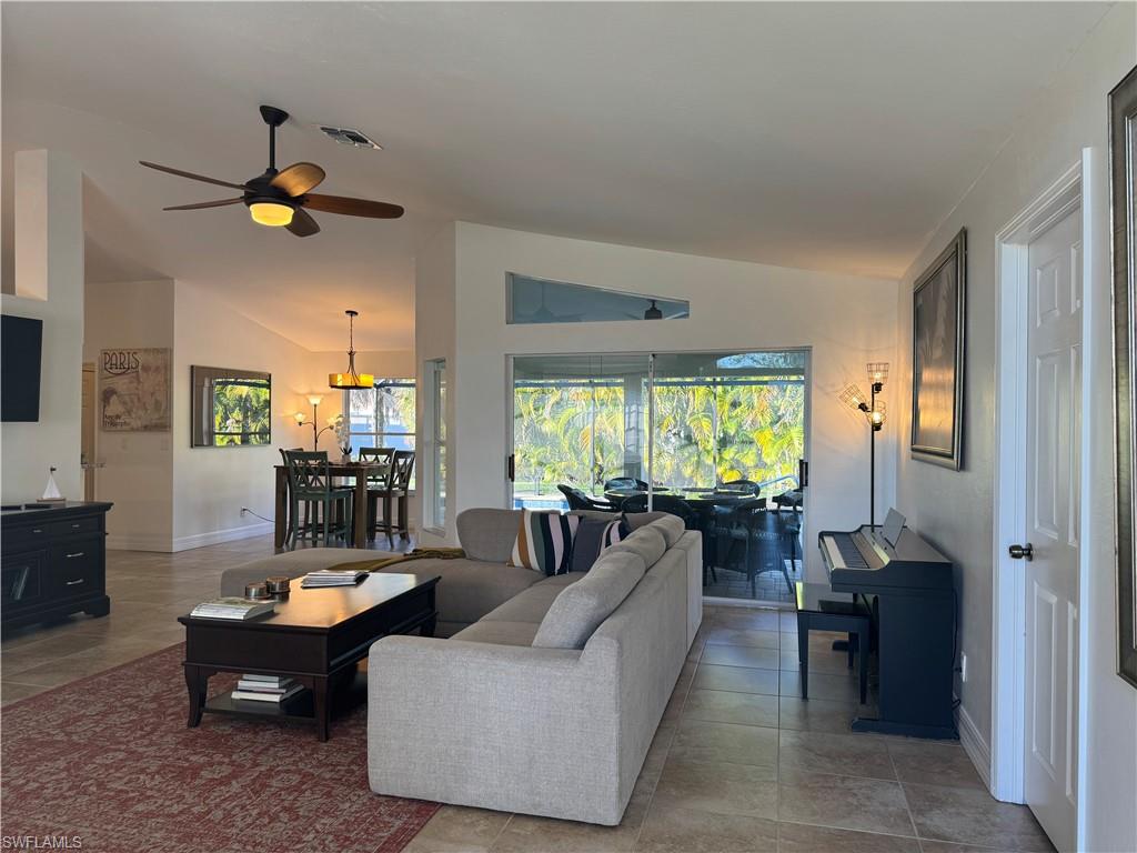 CAPE CORAL - Residential Lease