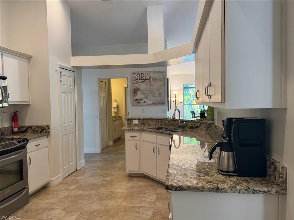 CAPE CORAL - Residential Lease