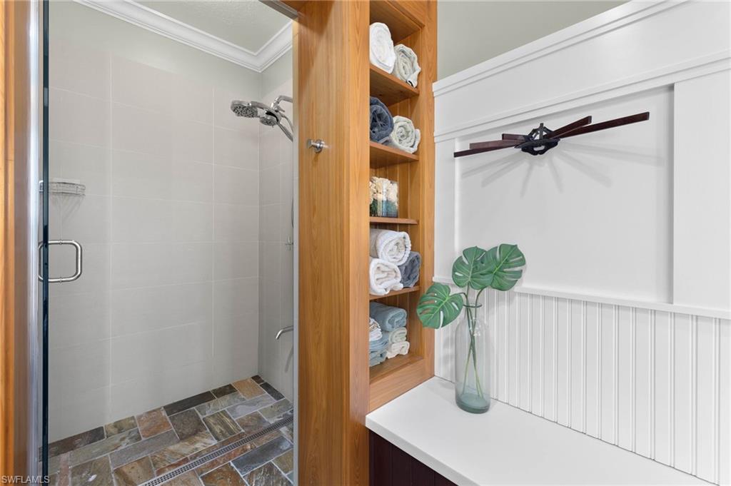 LOGAN WOODS - Residential