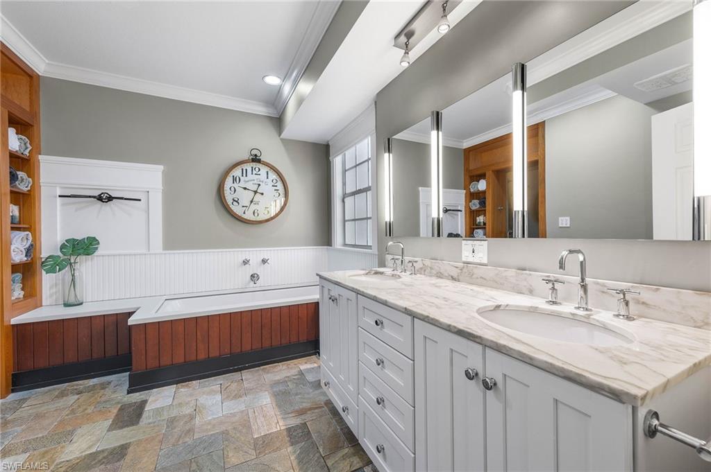 LOGAN WOODS - Residential