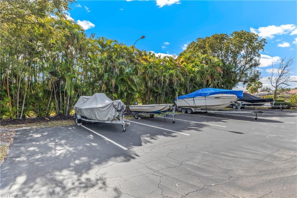 GLADIOLUS GARDENS CONDO ASSN - Residential