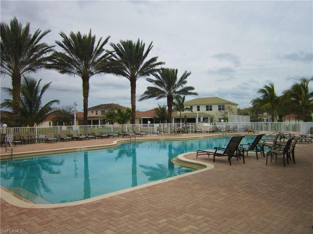 CORAL LAKES - Residential