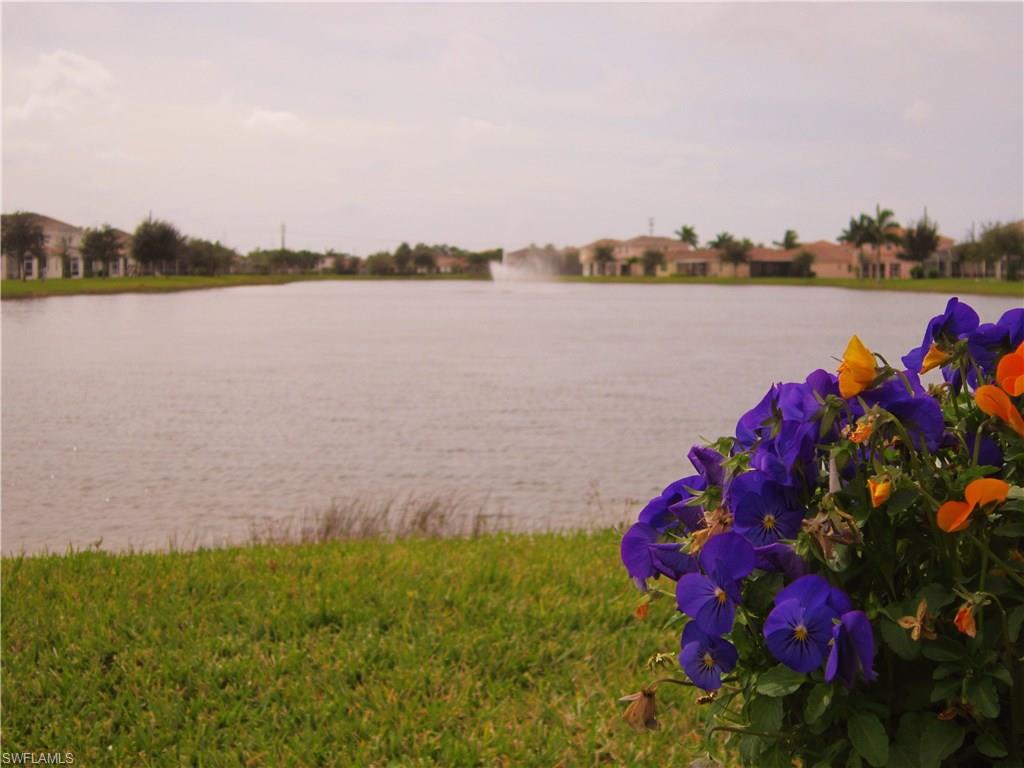 CORAL LAKES - Residential