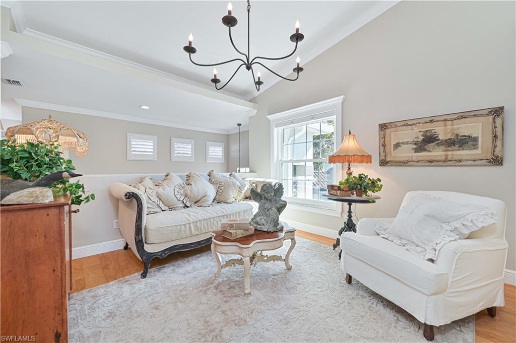 GLEN COVE - Residential