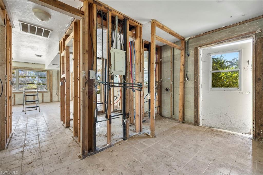 LAGOON ESTATES UNREC - Residential