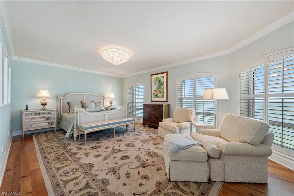 WINDSOR AT BAY COLONY - Residential