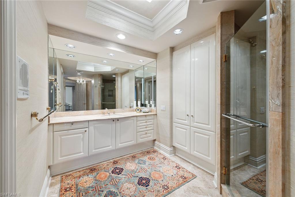 WINDSOR AT BAY COLONY - Residential