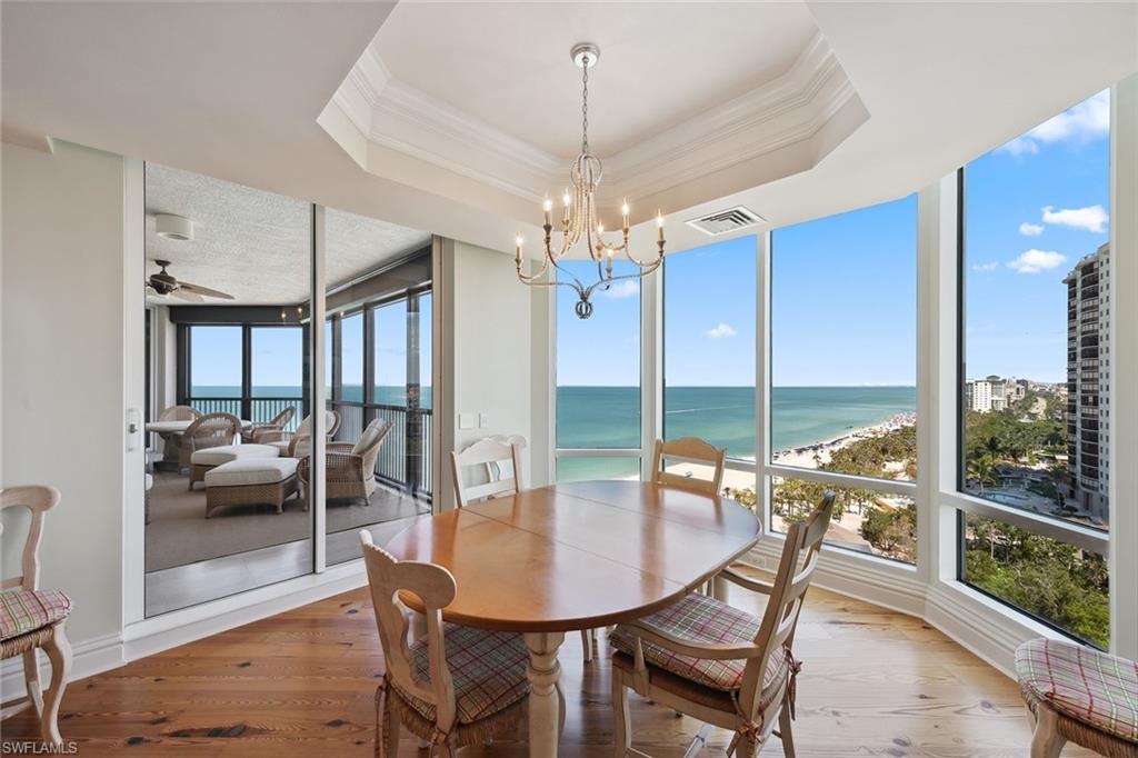 WINDSOR AT BAY COLONY - Residential