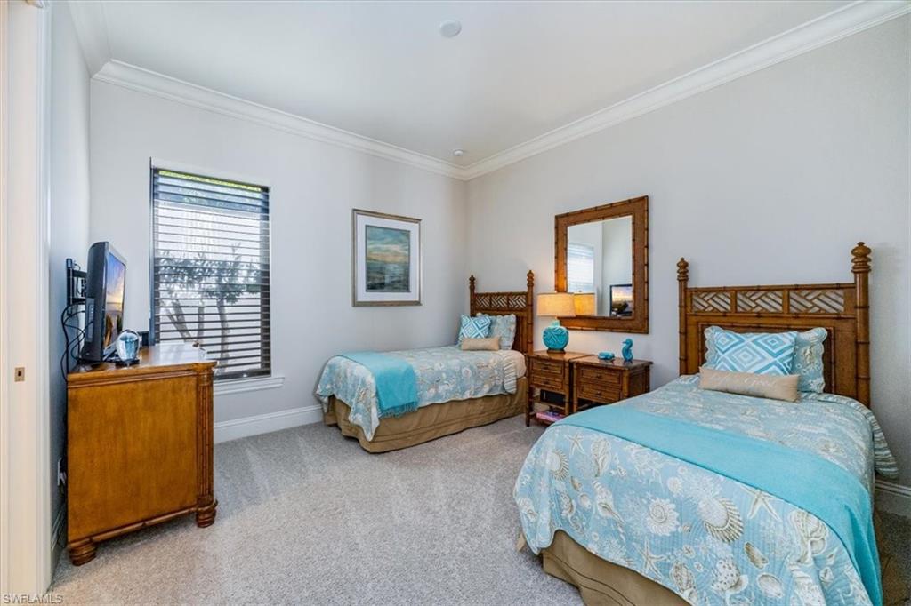 QUAIL WEST - Residential