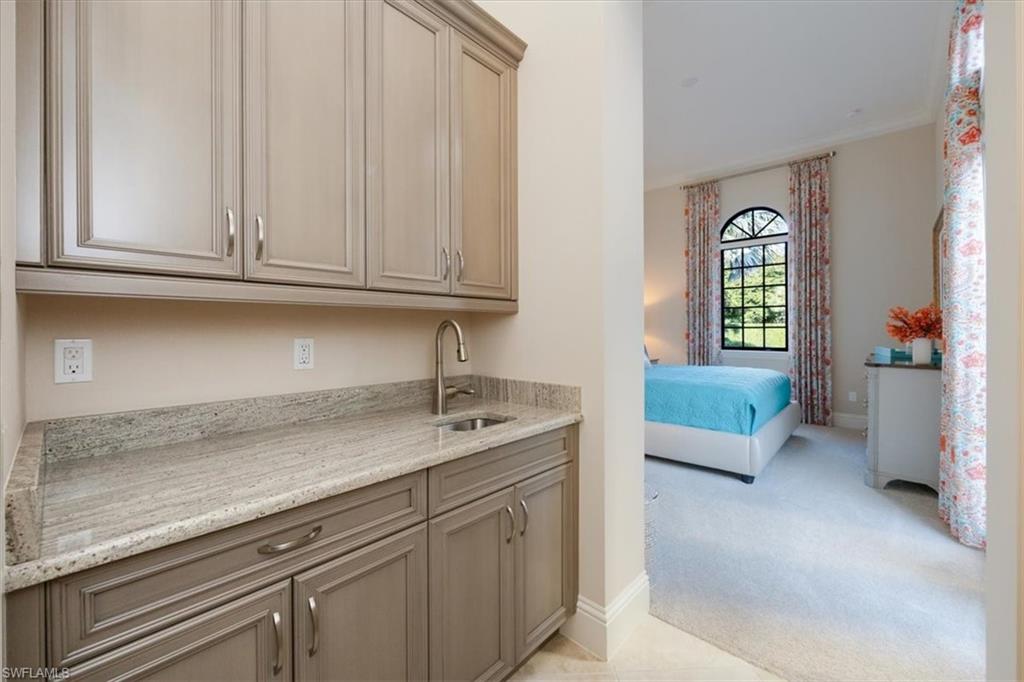 QUAIL WEST - Residential