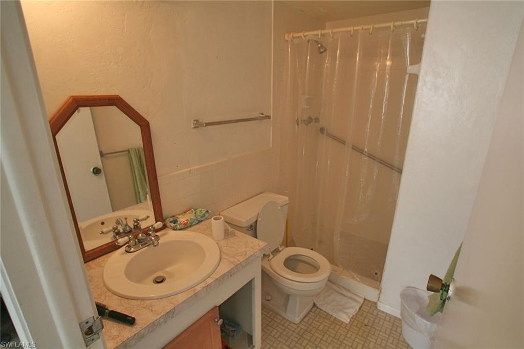 VILLA CAPRI CONDOMINIUM - Residential