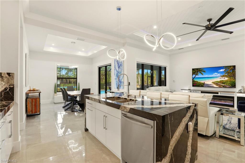 GOLDEN GATE ESTATES - Residential