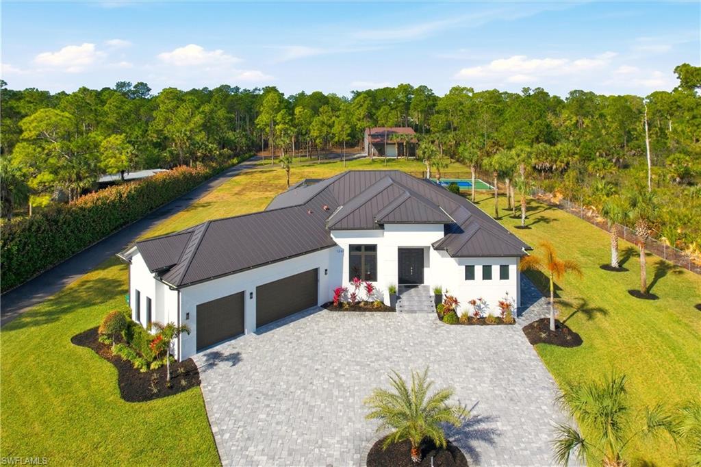 GOLDEN GATE ESTATES - Residential