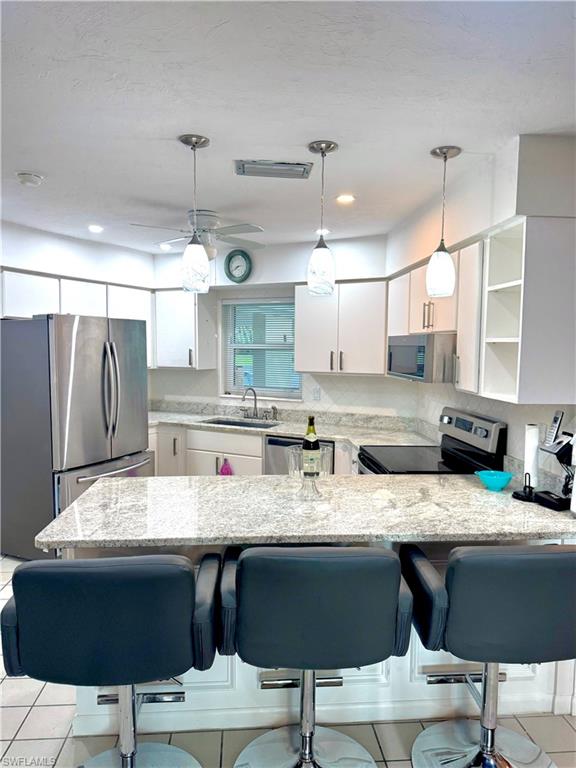 4 E Greens CIR