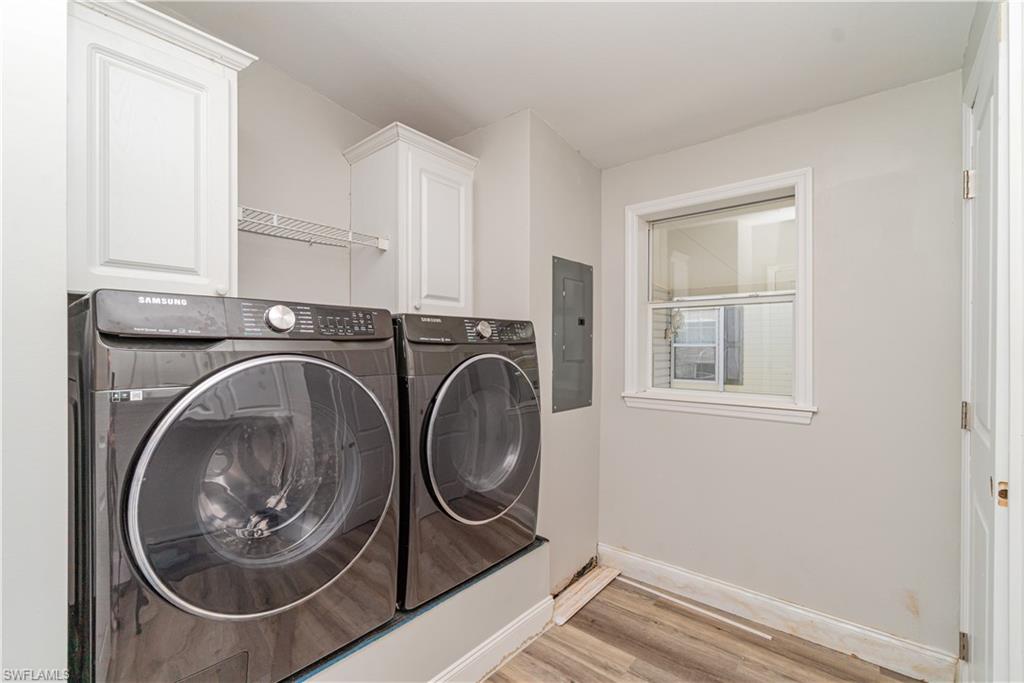 BAYSIDE ESTATES - Residential