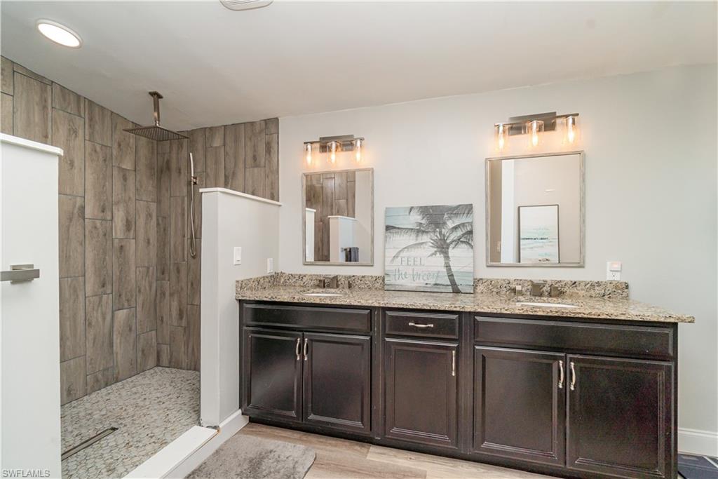 BAYSIDE ESTATES - Residential