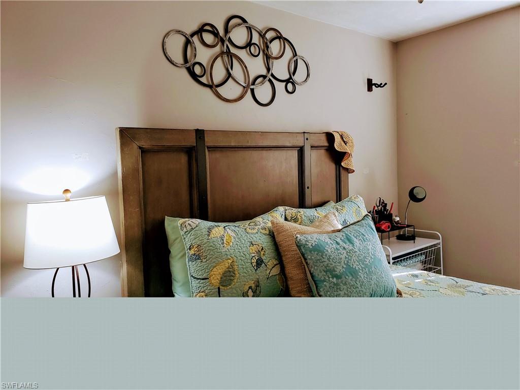 PINEWOOD CONDOMINIUM - Residential Lease