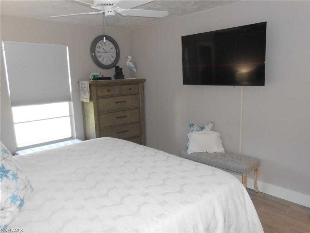 PINEWOOD CONDOMINIUM - Residential Lease