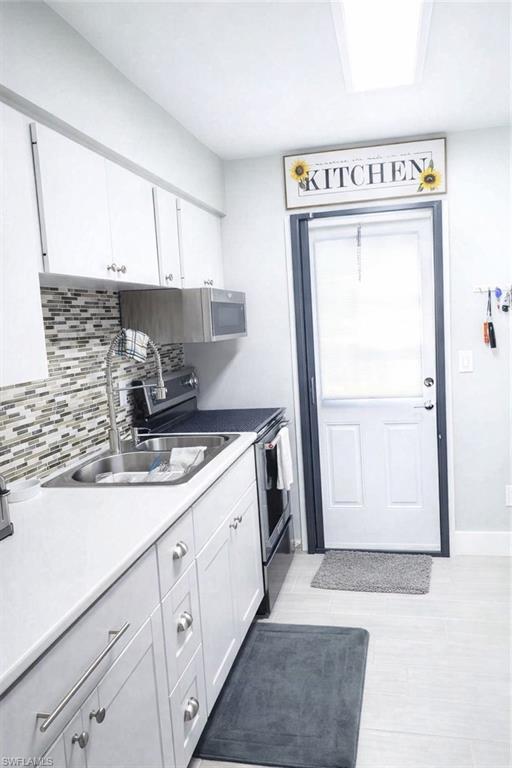 PINEWOOD CONDOMINIUM - Residential Lease