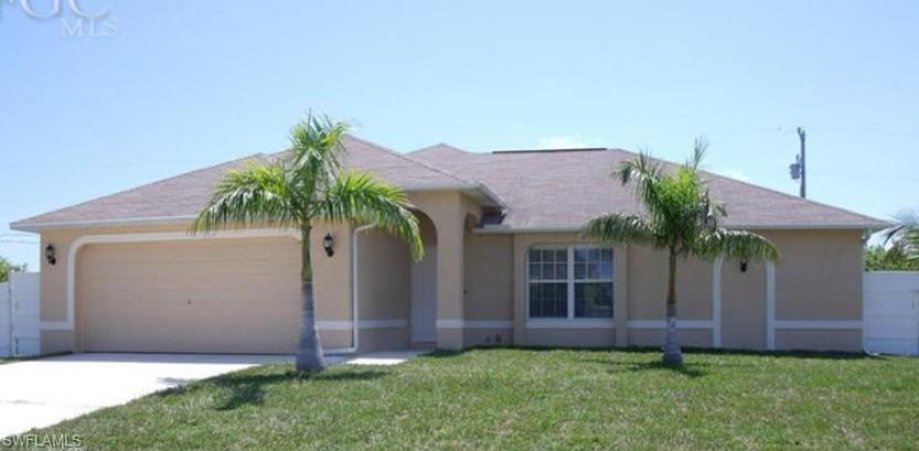CAPE CORAL - Residential